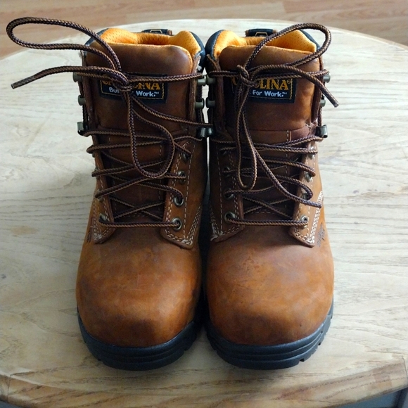 Carolina Work Slip Resistant Non metallic toe Boots - Picture 2 of 8